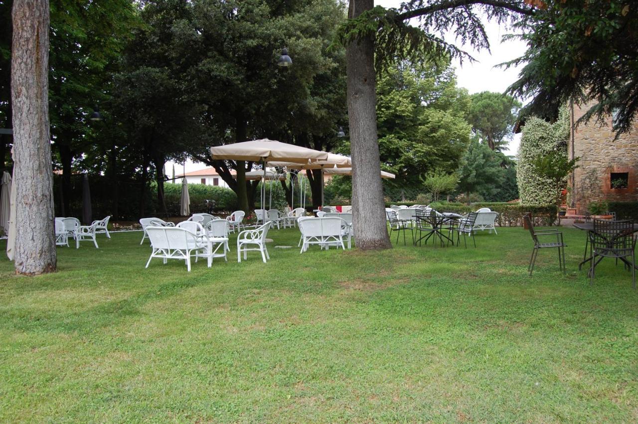 Hotel Assisi Parco Dei Cavalieri Petrignano Exterior photo